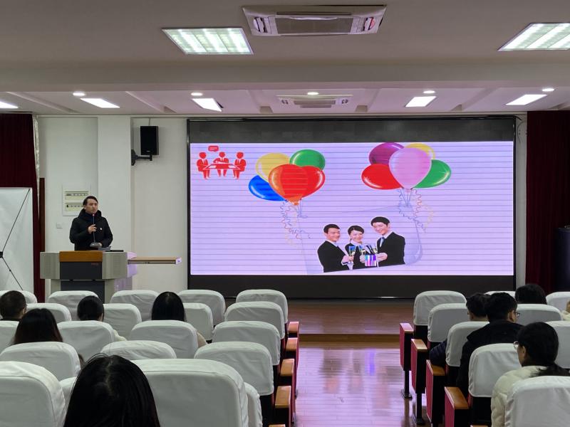 12.111.jpg 12.111.jpg