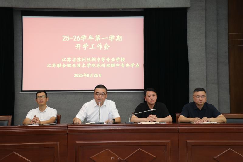 708A5871(1).jpg 708A5871(1).jpg